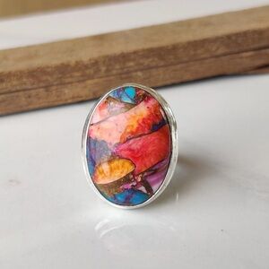 Spiny Oyster Turquoise Ring Set in 925 Sterling Silver (Size 8)